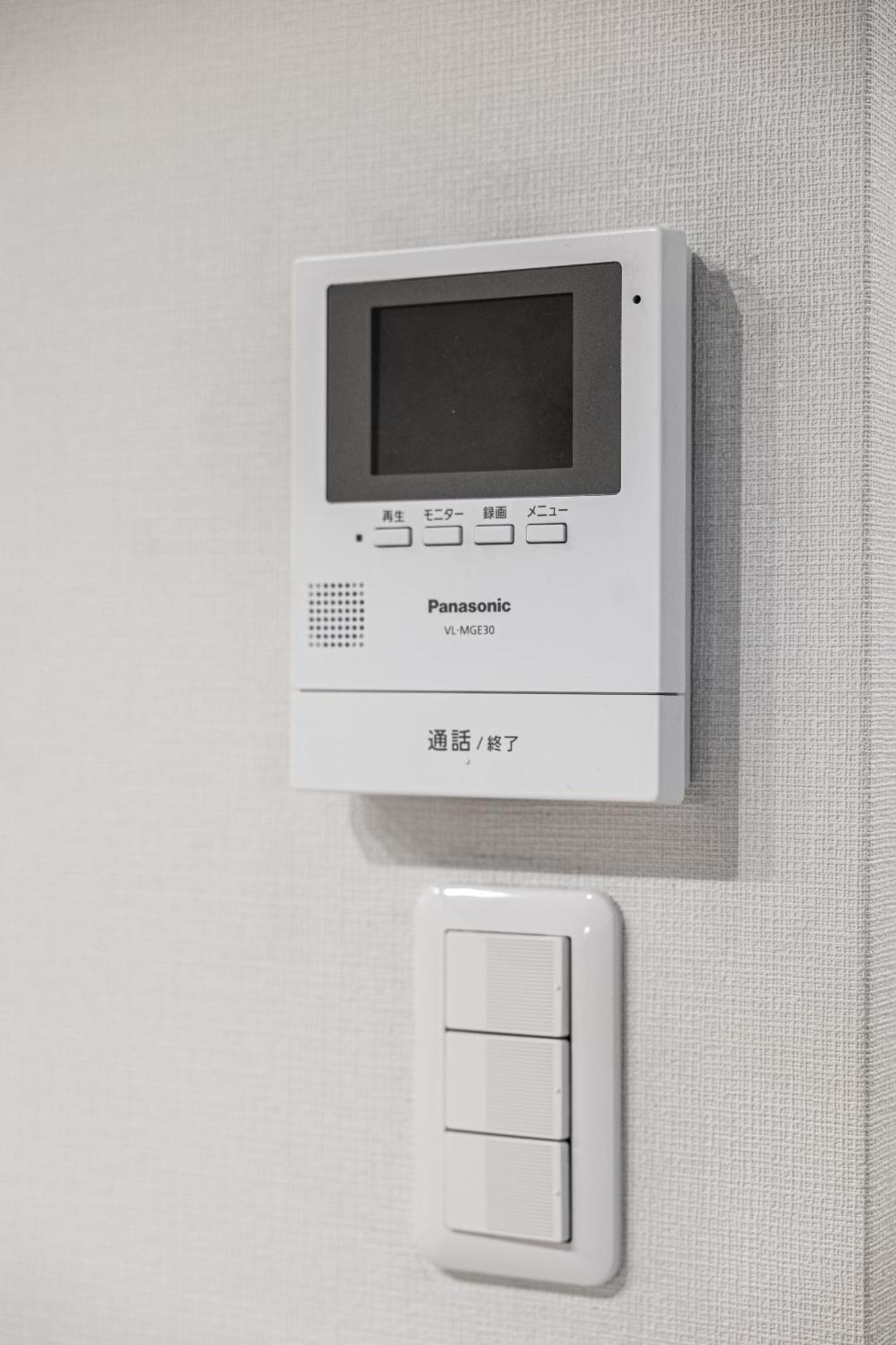 住吉メリー4階建戸建て 最大14人まで! 住吉大社徒歩圏内 梅田奈良関空まで直行 Vila Osaca Exterior foto